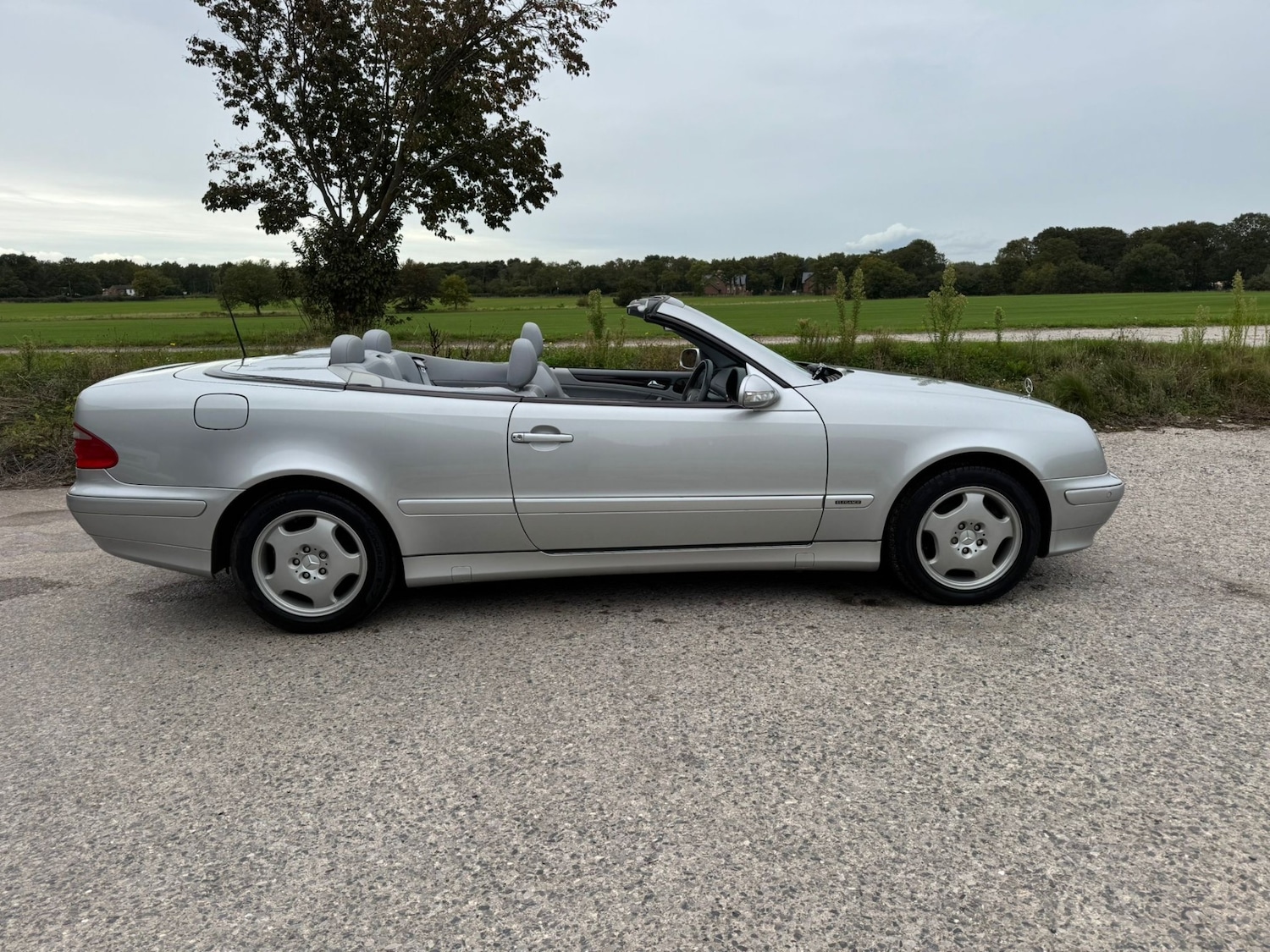Used Mercedes-Benz CLK 2000 for sale - 76146596: Photo 6
