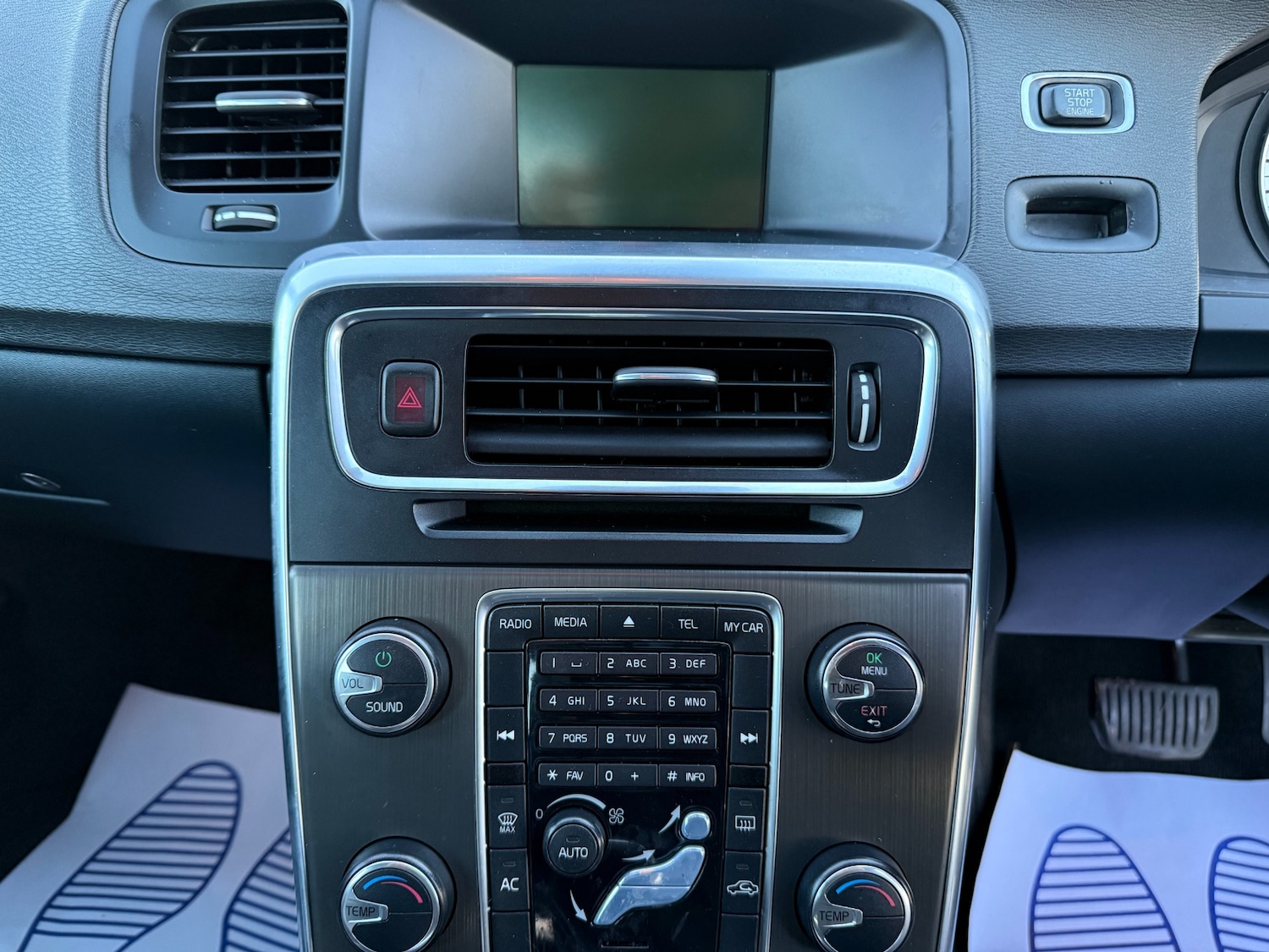 Used Volvo S60 2012 for sale - 77186550: Photo 13