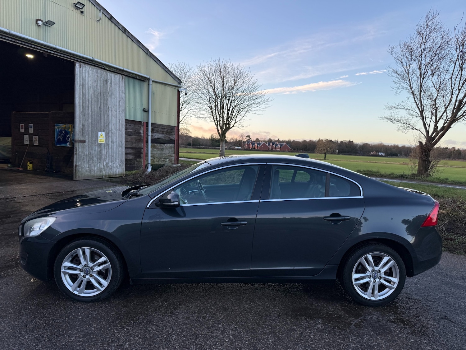Used Volvo S60 2012 for sale - 77186550: Photo 3