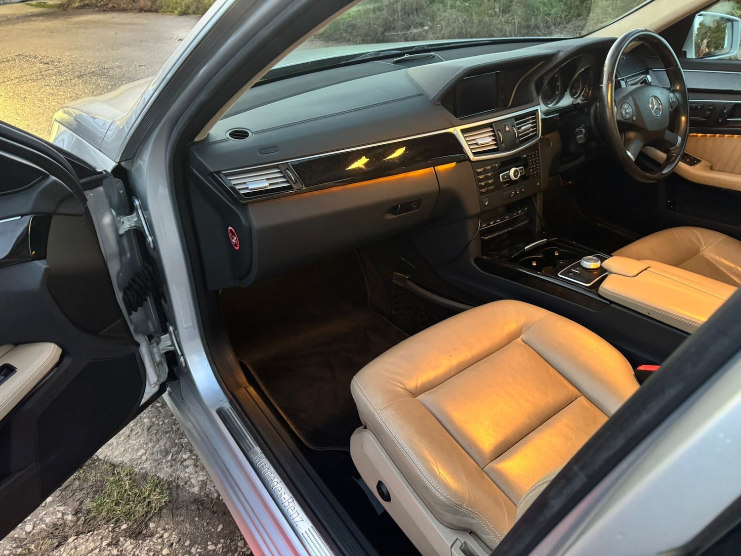 Used Mercedes-Benz E Class 2012 for sale - 76739184: Photo 13