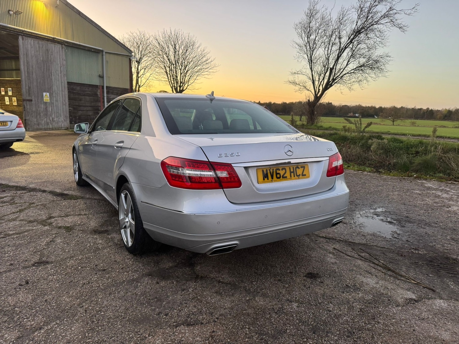 Used Mercedes-Benz E Class 2012 for sale - 76739184: Photo 9