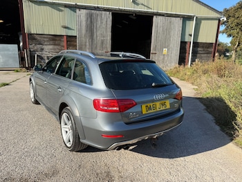 Used Audi A4 Allroad 2011 for sale - 76035636: Photo 4