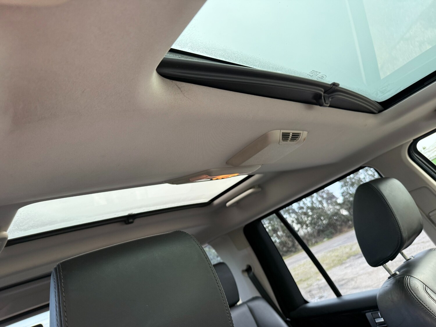 Used Land Rover Discovery 2011 for sale - 77676575: Photo 14