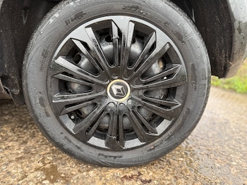 Used Renault Clio 2009 for sale - 76971535: Photo