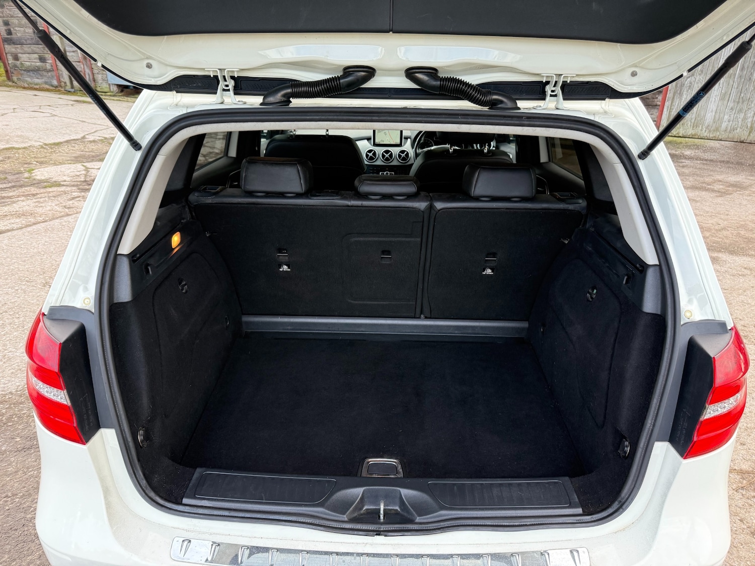 Used Mercedes-Benz B Class 2013 for sale - 77261722: Photo 12