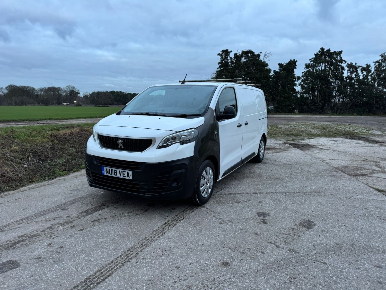 Used Peugeot Expert 2018 for sale - 77073167: Photo 2