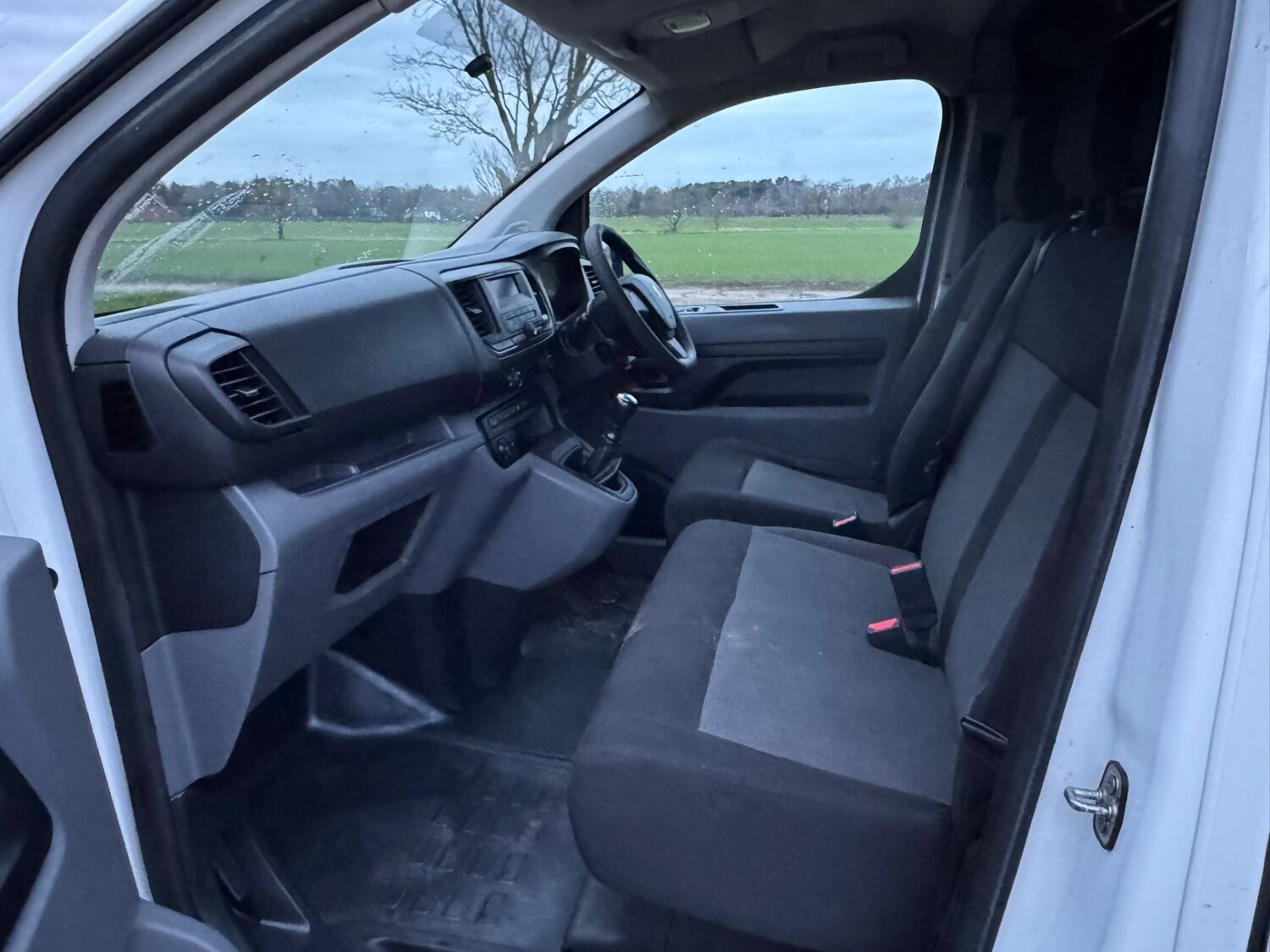 Used Peugeot Expert 2018 for sale - 77073167: Photo 25