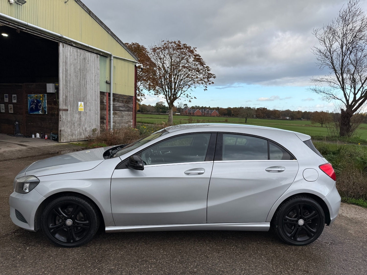 Used Mercedes-Benz A-Class 2015 for sale - 76526714: Photo 4