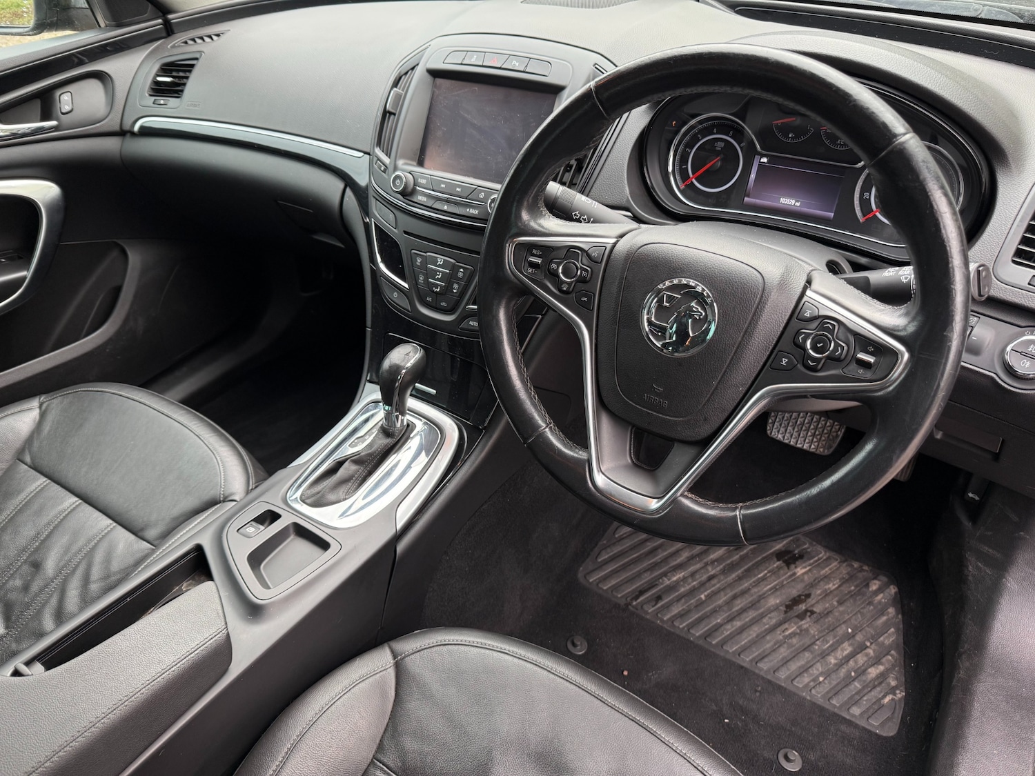 Used Vauxhall Insignia 2015 for sale - 76971519: Photo 10