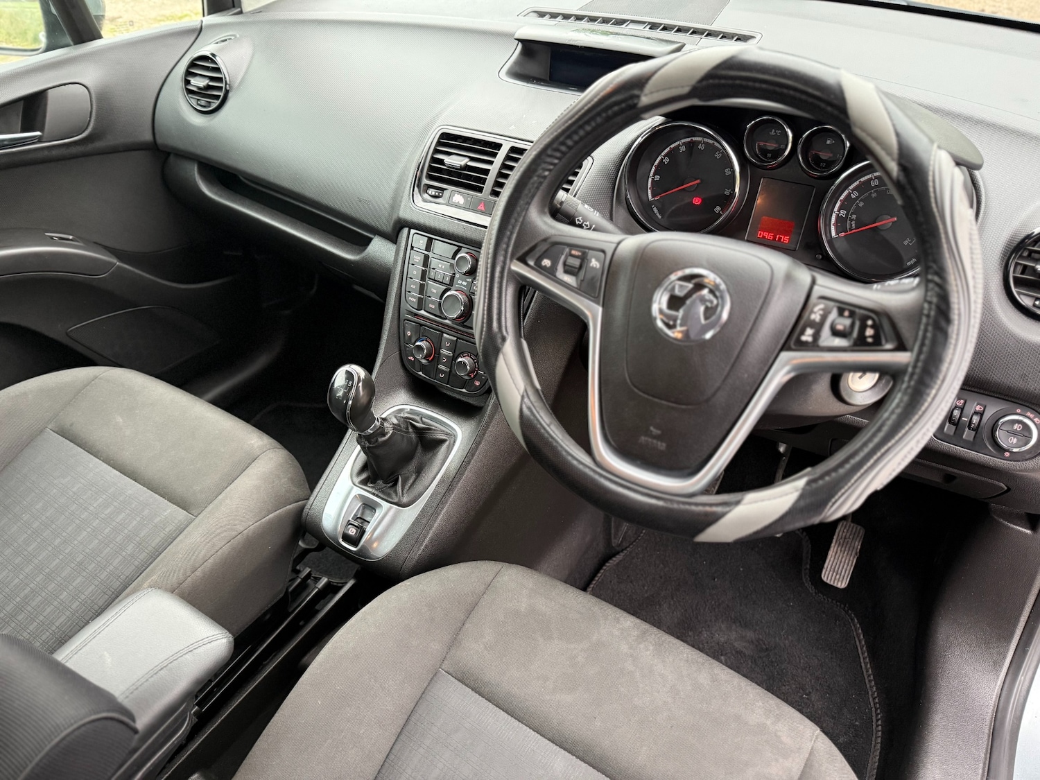 Used Vauxhall Meriva 2011 for sale - 76710485: Photo 10