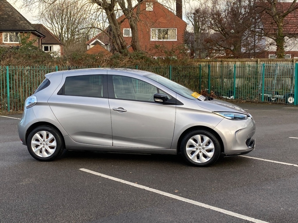 Used Renault Zoe 2016 for sale - 77107096: Photo 2