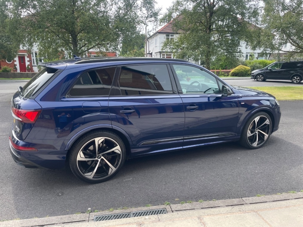 Used Audi Q7 2020 for sale - 76882937: Photo 11