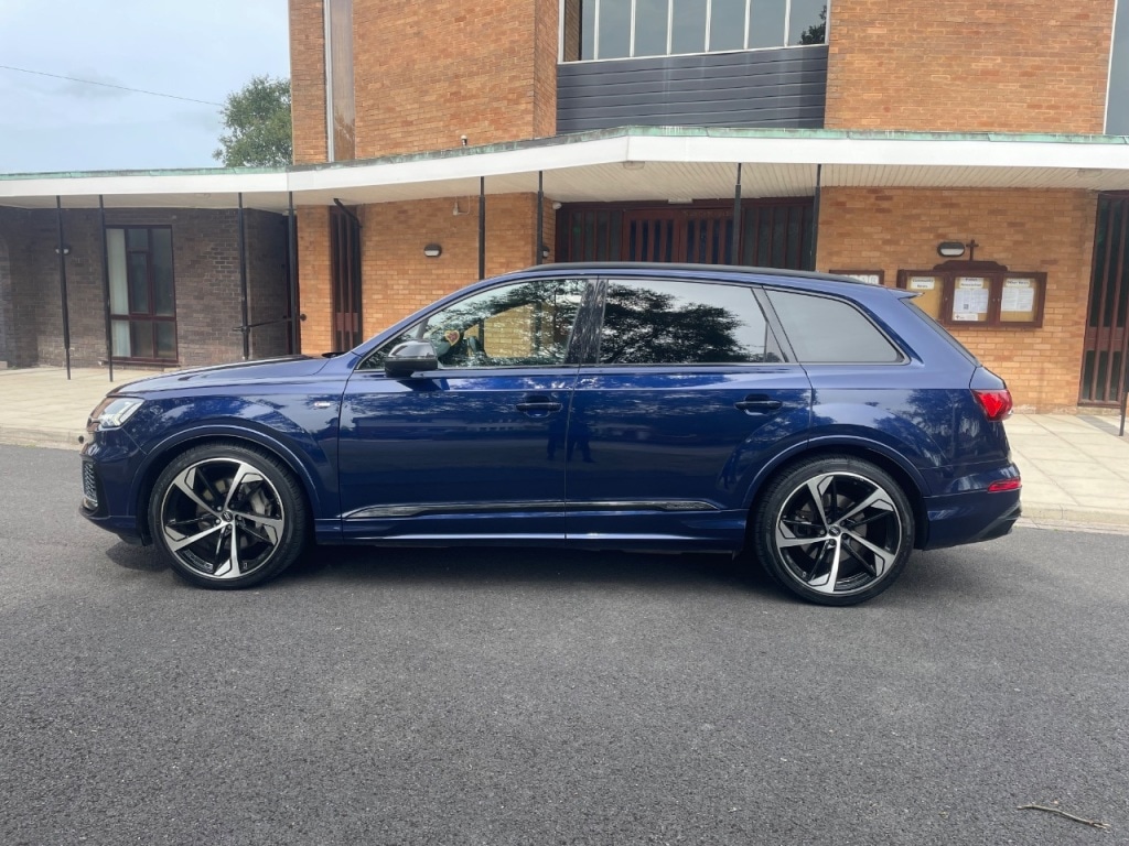 Used Audi Q7 2020 for sale - 76882937: Photo 3