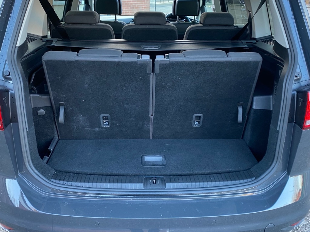 Used Volkswagen Touran 2020 for sale - 77436190: Photo 12