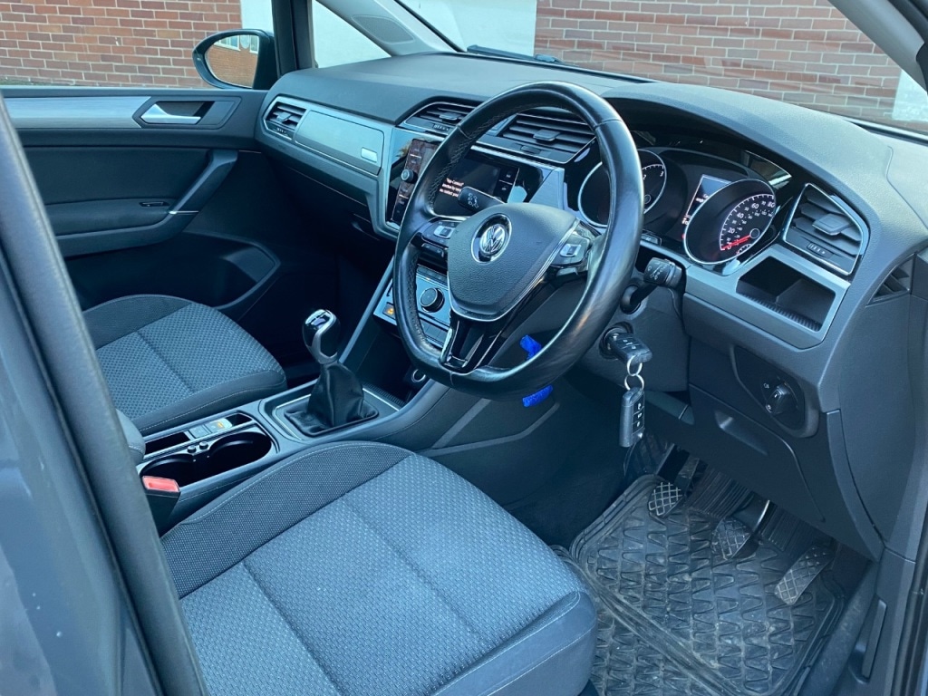 Used Volkswagen Touran 2020 for sale - 77436190: Photo 6