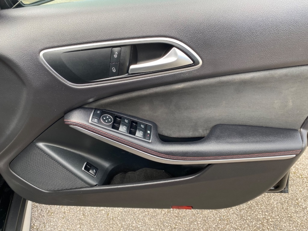 Used Mercedes-Benz GLA 2015 for sale - 78011400: Photo 18