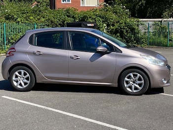 Used Peugeot 208 2012 for sale - 79469817: Photo