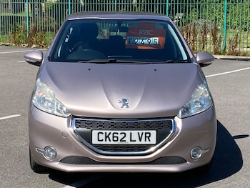 Used Peugeot 208 2012 for sale - 79469817: Photo