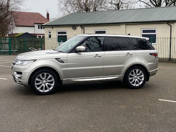 Used Land Rover Range Rover Sport 2015 for sale - 77249176: Photo