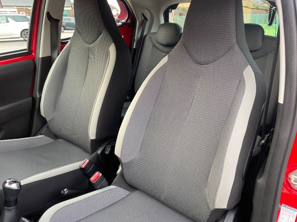 Used Toyota AYGO 2020 for sale - 76968670: Photo 15