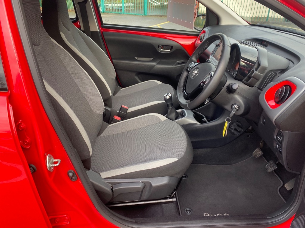Used Toyota AYGO 2020 for sale - 76968670: Photo 8