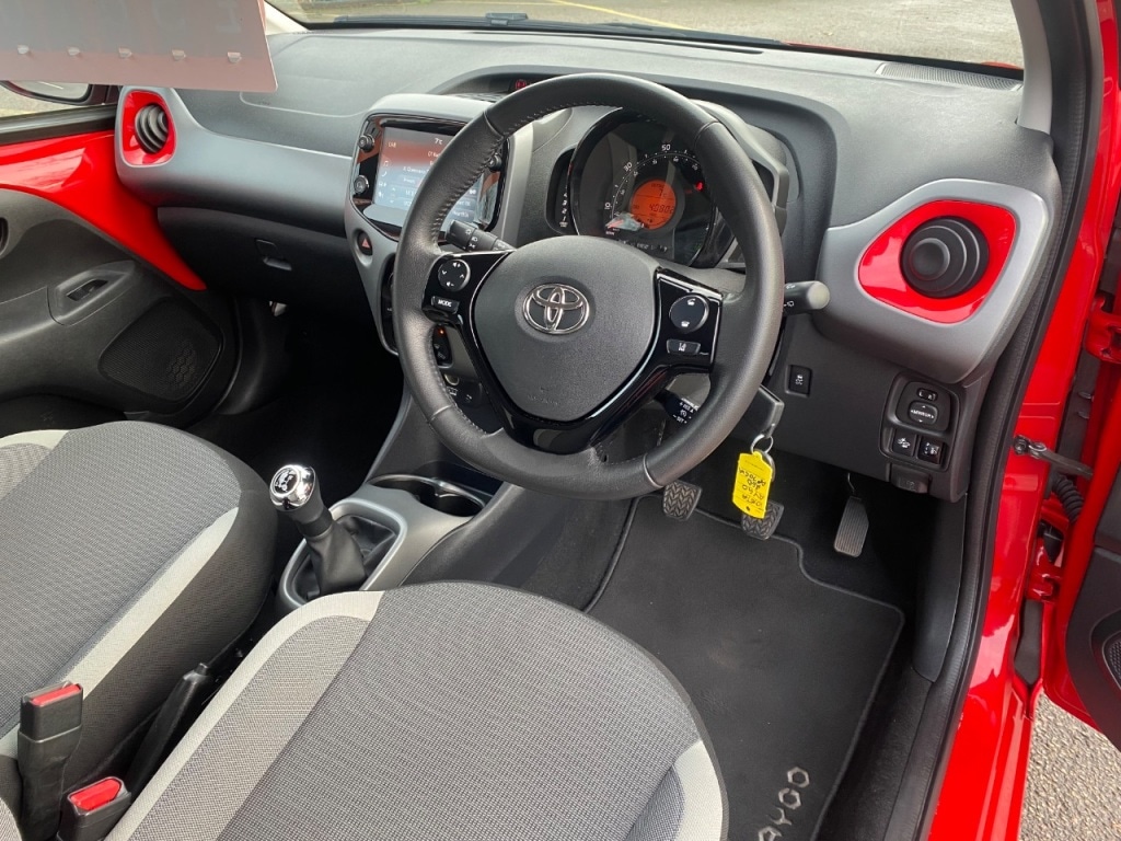 Used Toyota AYGO 2020 for sale - 76968670: Photo 9