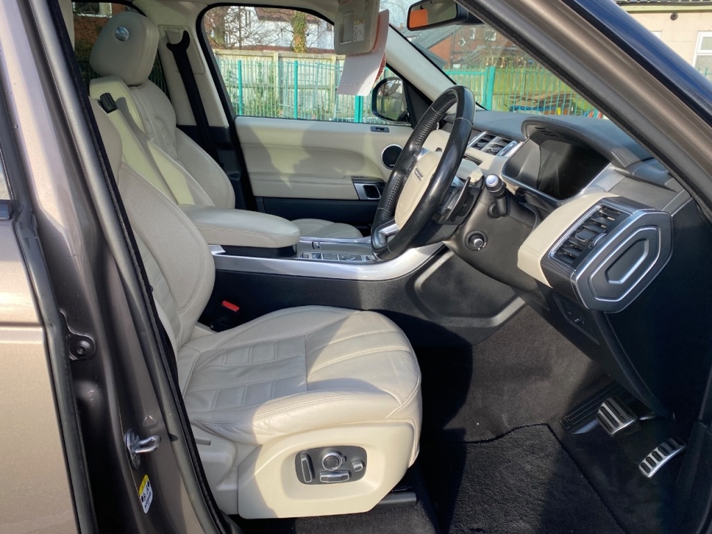 Used Land Rover Range Rover Sport 2016 for sale - 77571147: Photo 11