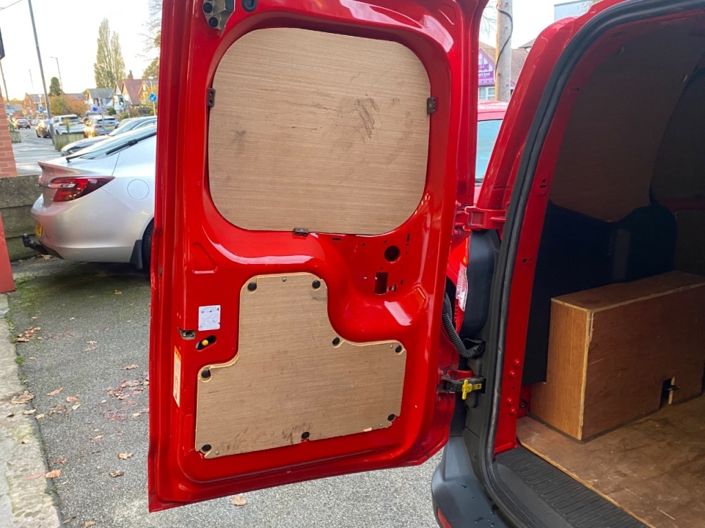 Used Ford Transit Courier 2016 for sale - 76882946: Photo 10