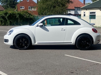 Used Volkswagen Beetle 2012 for sale - 79357978: Photo