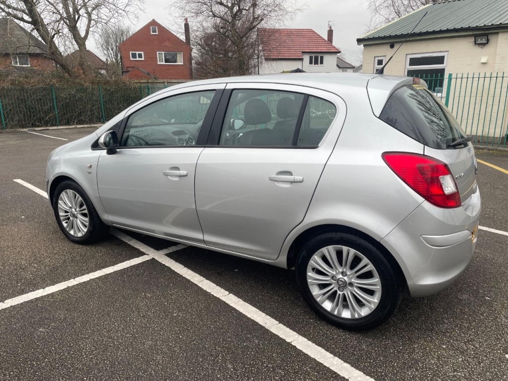 Used Vauxhall Corsa 2013 for sale - 77607985: Photo 4