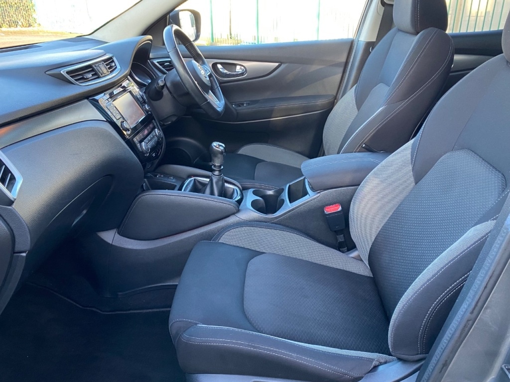 Used Nissan Qashqai 2018 for sale - 76882929: Photo 16