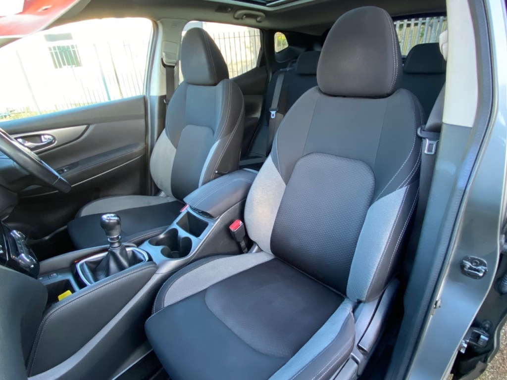 Used Nissan Qashqai 2018 for sale - 76882929: Photo 17