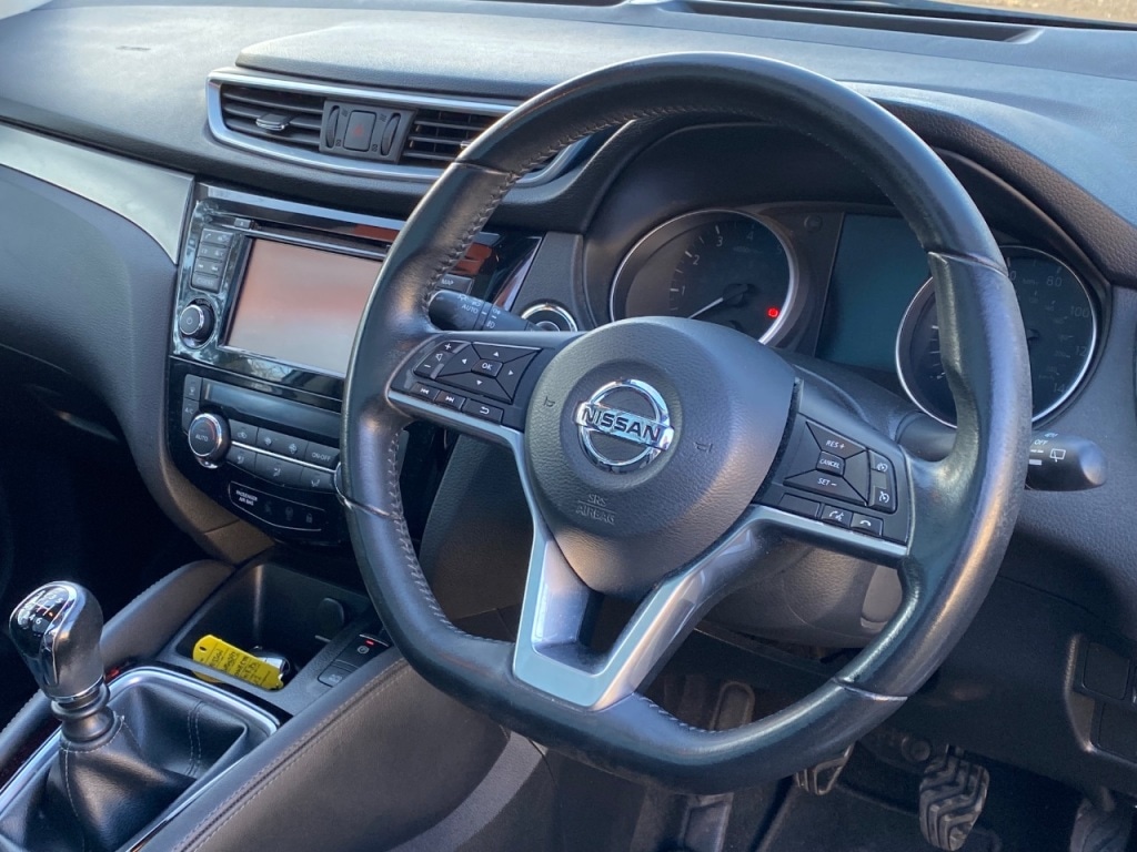 Used Nissan Qashqai 2018 for sale - 76882929: Photo 9