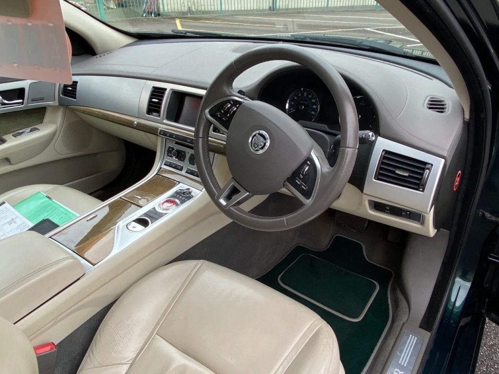 Used Jaguar XF 2013 for sale - 77779563: Photo 11