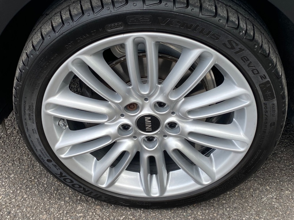 Used MINI Convertible 2017 for sale - 76882938: Photo 15