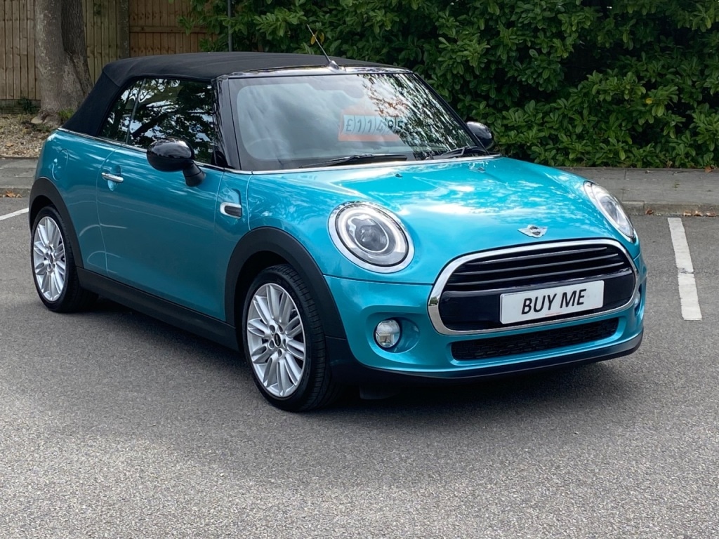 Used MINI Convertible 2017 for sale - 76882938: Photo 2