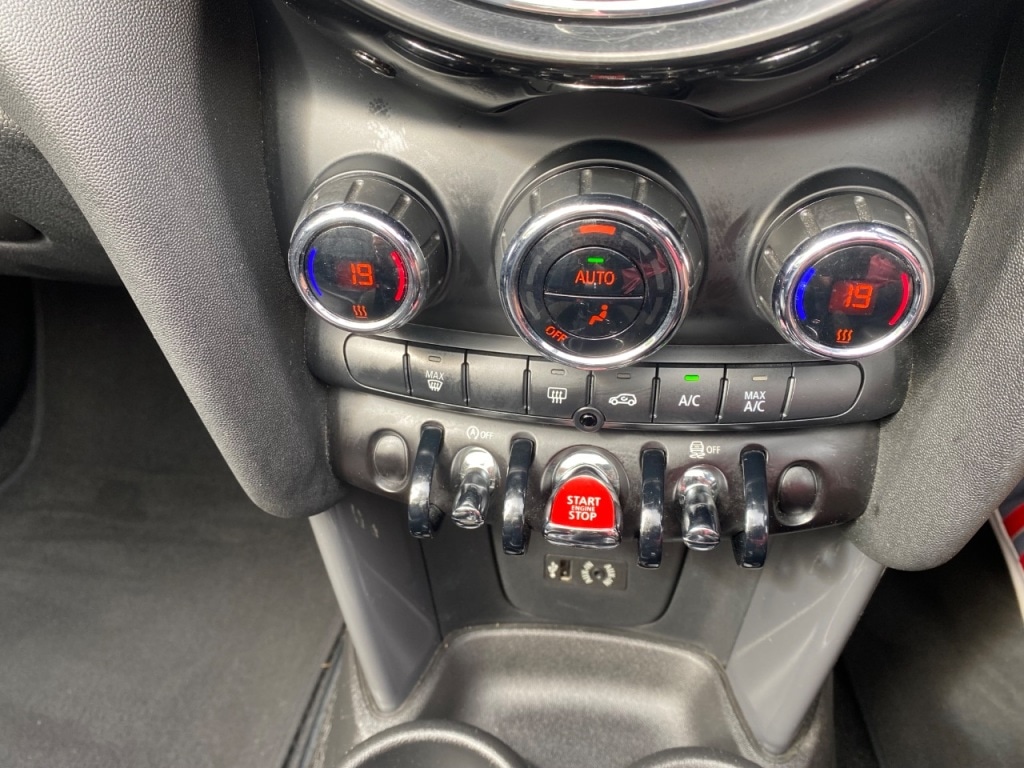 Used MINI Convertible 2017 for sale - 76882938: Photo 25