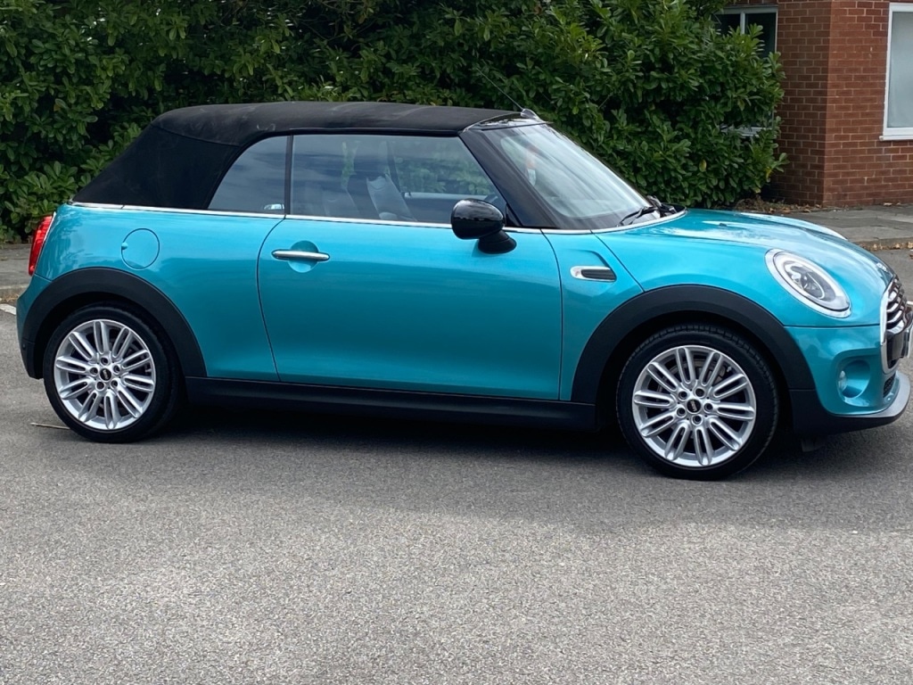 Used MINI Convertible 2017 for sale - 76882938: Photo 4
