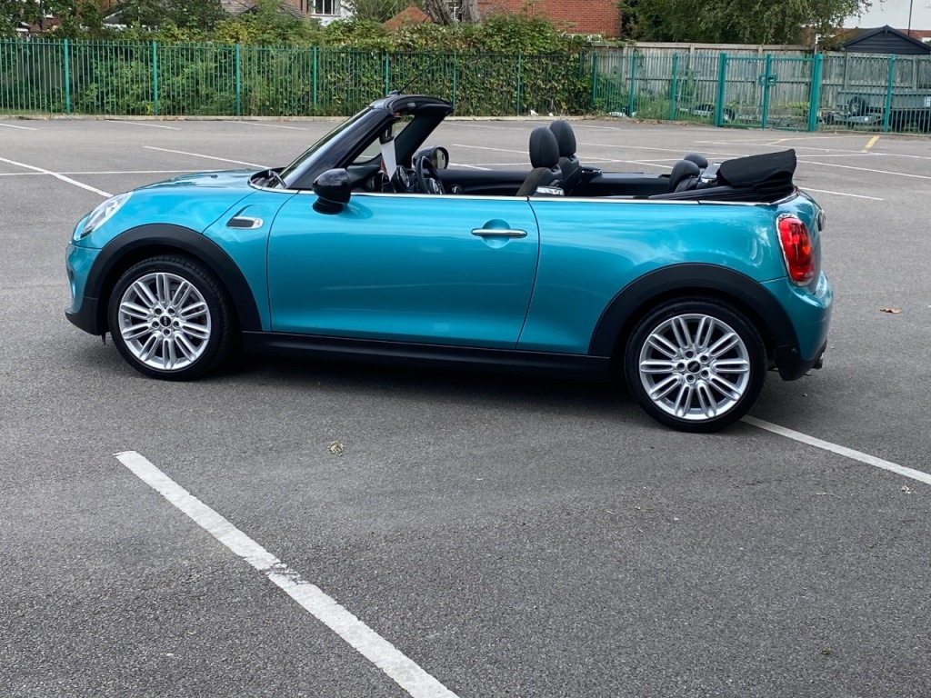 Used MINI Convertible 2017 for sale - 76882938: Photo 7