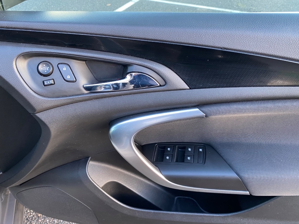 Used Vauxhall Insignia 2016 for sale - 76882914: Photo 13