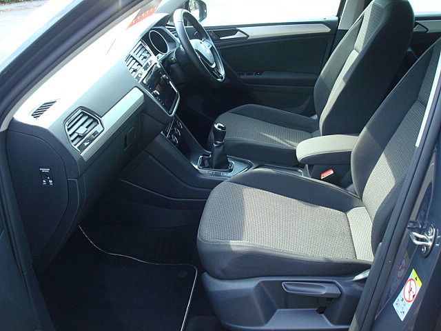 Used Volkswagen Tiguan 2017 for sale - 76882958: Photo 11