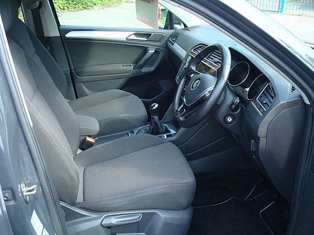 Used Volkswagen Tiguan 2017 for sale - 76882958: Photo 6