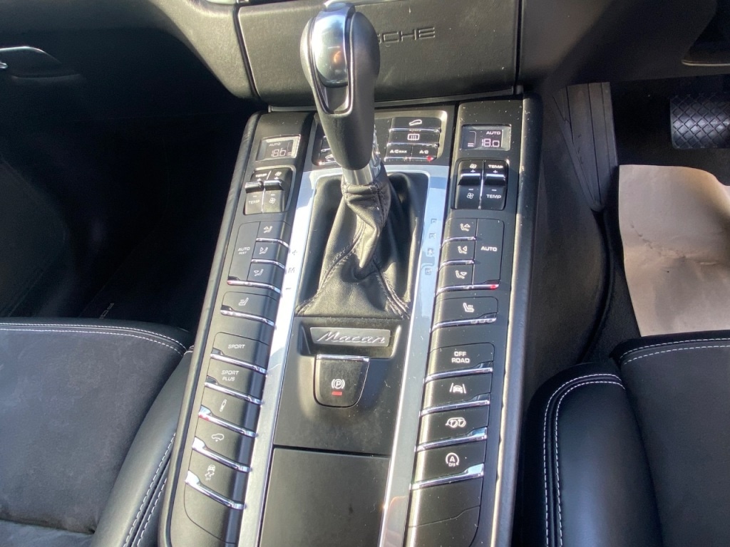 Used Porsche Macan 2018 for sale - 77501596: Photo 13
