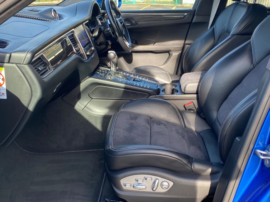 Used Porsche Macan 2018 for sale - 76882931: Photo 19