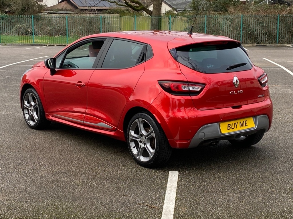 Used Renault Clio 2018 for sale - 77666127: Photo 5