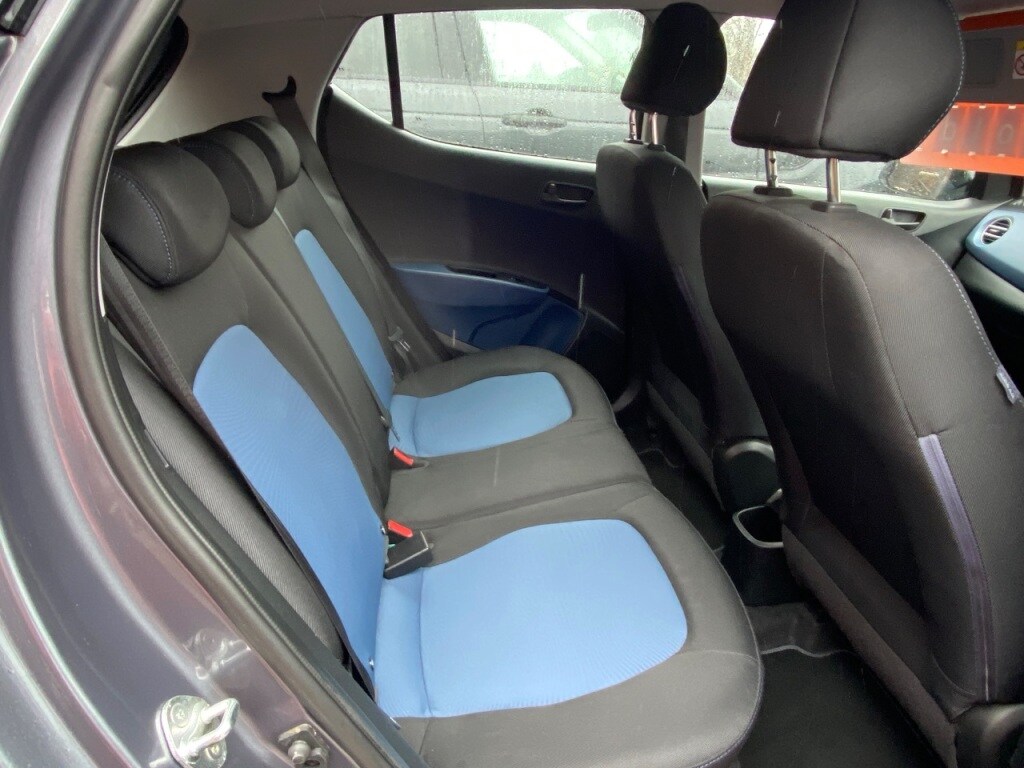 Used Hyundai i10 2014 for sale - 77997397: Photo 4