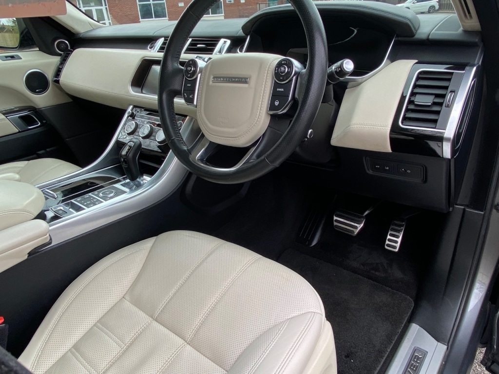 Used Land Rover Range Rover Sport 2017 for sale - 78082179: Photo 13