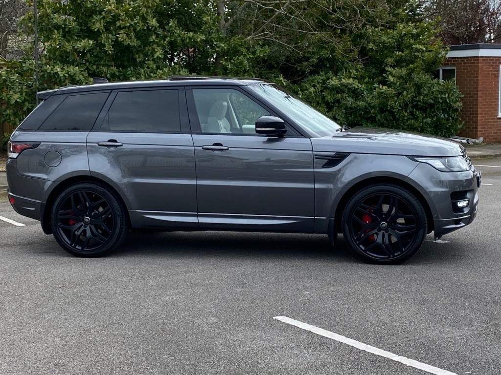 Used Land Rover Range Rover Sport 2017 for sale - 78082179: Photo 2