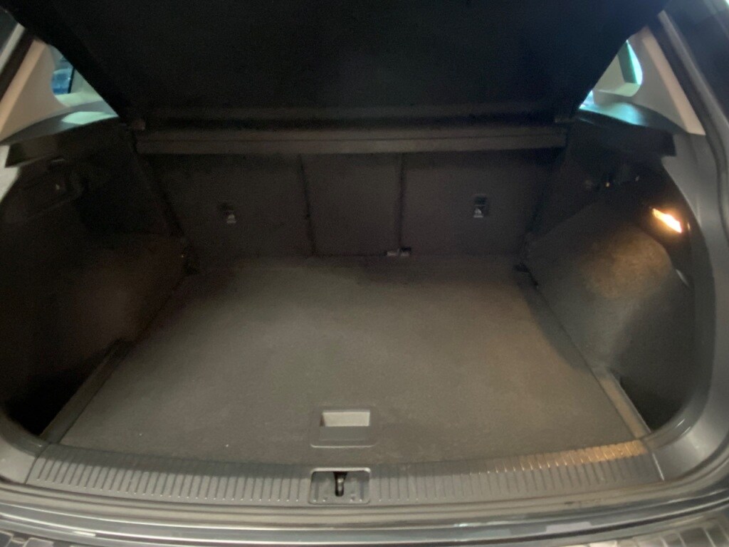 Used Volkswagen Tiguan 2016 for sale - 77850521: Photo 16