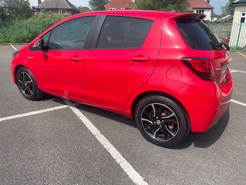 Used Toyota Yaris 2016 for sale - 78671640: Photo